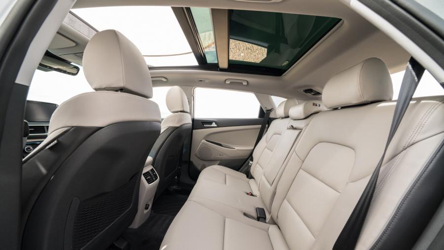 Интерьер Hyundai Tucson Limited (TL) 2018 года  (NA) (фото 51 из 68)
